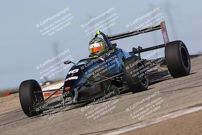 media/Oct-26-2025-CalClub SCCA (Sun) [[8ce1e69566]]/Group 3/Grapevine/